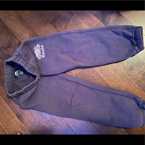 Roots Other - 5T grey/navy Roots Sweatpants